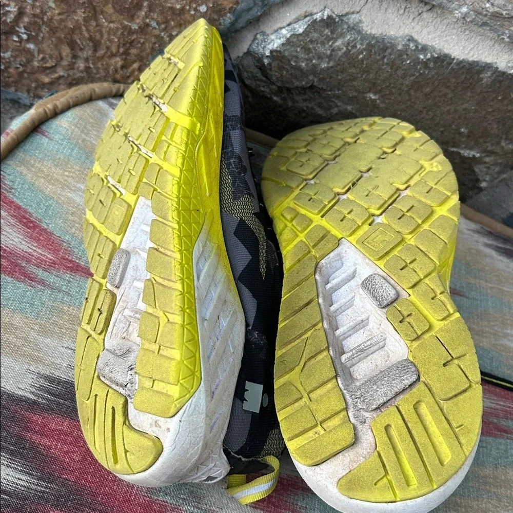 HOKA ONE ONE Rincon 2 Camo Yellow Men’s 9.5
